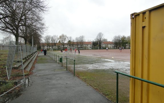 Sportplatz Heinrich-Strunk-Str.