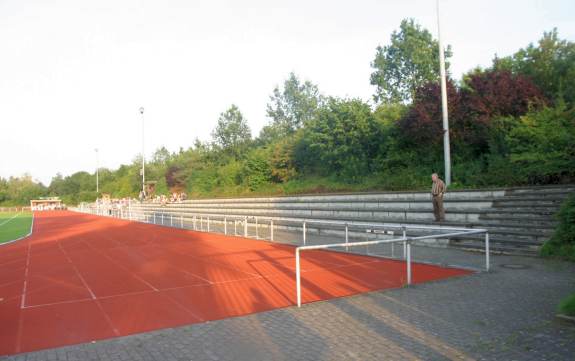 Stadion Walkenfeld - Tribüne